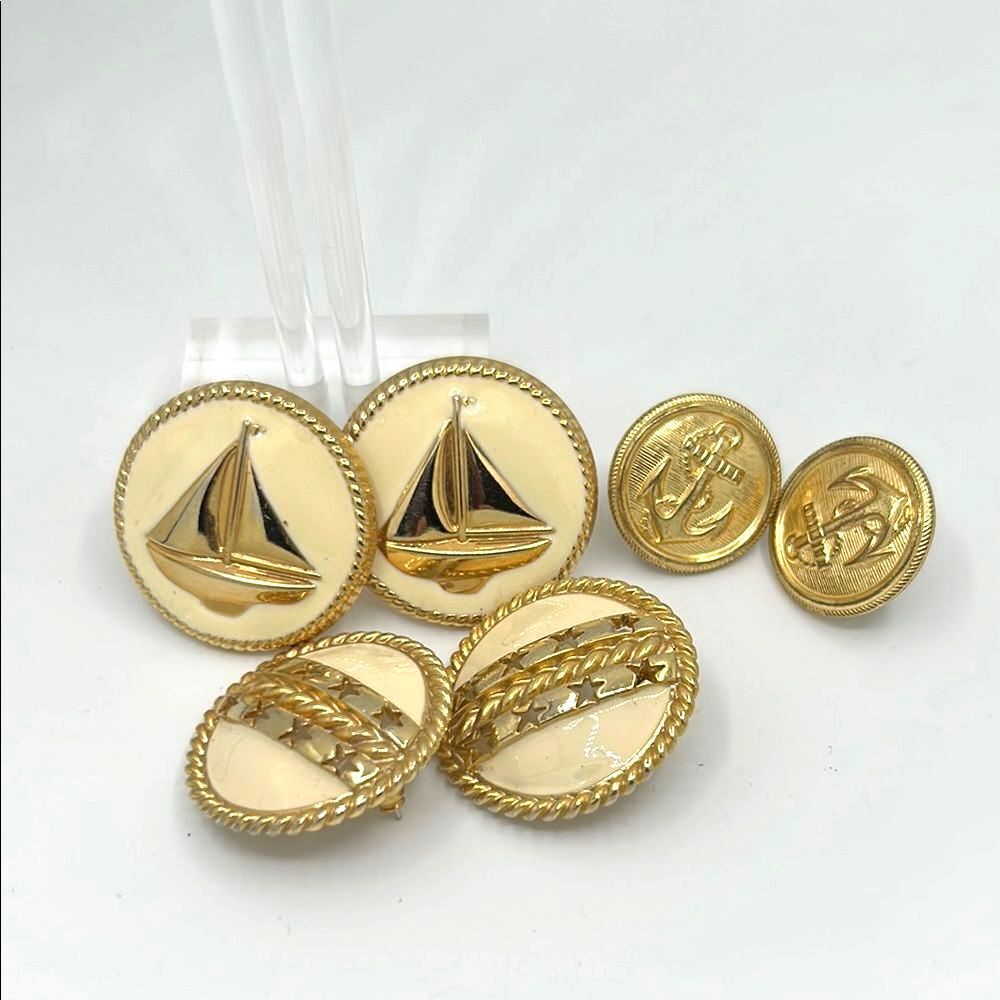 Vintage 80s Gold Nautical Themed Pierced Earring Set